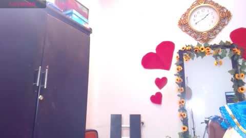 Snapshot of meghan_crouch chatting on October 2025 06:10:02 PM MEGHAN online show from October 2025 06:10:02 PM