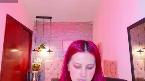 Snapshot of meghan_nill chatting on November 2025 02:56:02 AM Meghan online show from November 2025 02:56:02 AM