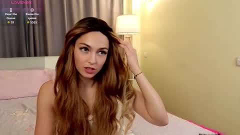 Elizabeth online show from September 2025 10:28:01 AM