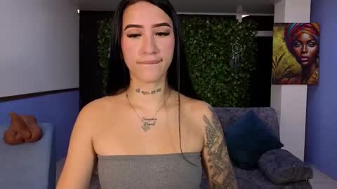 Snapshot of mei_naughtycat chatting on November 2025 11:18:02 AM Mei online show from November 2025 11:18:02 AM