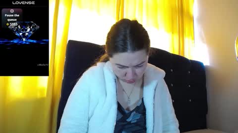 Melanie Parker online show from November 2025 01:01:02 PM