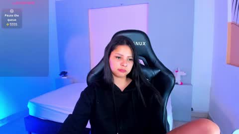 Melani  dont forget to follow me and like  online show from January 2025 10:30:01 AM
