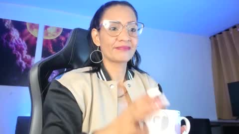 melannia_hills online show from January 2025 07:28:01 AM