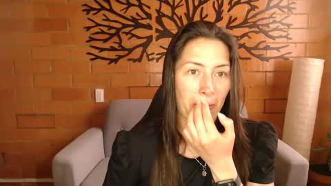 Snapshot of melanny_69 chatting on October 2025 12:14:02 PM Melanny online show from October 2025 12:14:02 PM