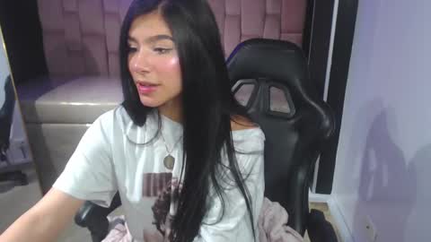 Melanny online show from September 2025 08:43:01 PM