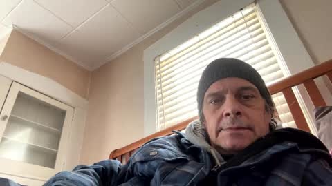 Tan lines online show from February 2025 06:04:02 PM