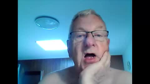 Snapshot of melbourne000 chatting on November 2025 03:19:01 AM melbourne000 online show from November 2025 03:19:01 AM