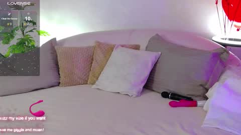 Snapshot of melissa_fane chatting on February 2025 03:59:01 PM Hot Milf Melissa ONLINE Mon Tue Wed Fr Sun - 9pm - 6amUTC3 online show from February 2025 03:59:01 PM