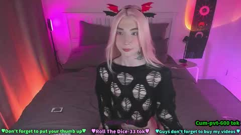 Snapshot of melissaober chatting on October 2025 06:17:01 PM Melissa or abbreviated Mel or Lis online show from October 2025 06:17:01 PM