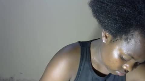 Snapshot of mellcy chatting on December 2024 08:12:02 PM mell online show from December 2024 08:12:02 PM