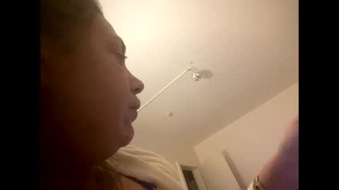 Snapshot of melli23 chatting on December 2024 05:00:01 PM Melli online show from December 2024 05:00:01 PM