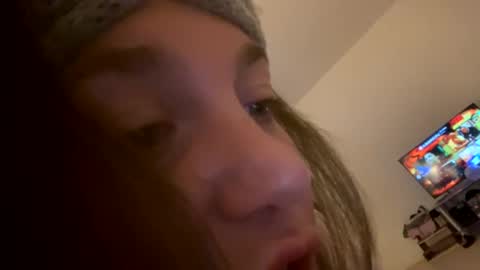 Snapshot of melli23 chatting on January 2025 01:47:02 AM Melli online show from January 2025 01:47:02 AM