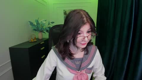 mellsawertyq online show from September 2025 11:24:01 AM