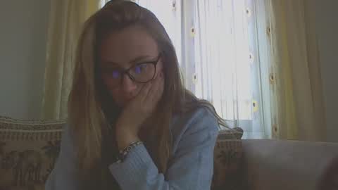 Melly online show from January 2025 08:13:02 AM