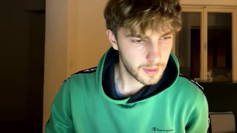 Snapshot of melodicass chatting on December 2024 02:30:02 AM Melodicass online show from December 2024 02:30:02 AM