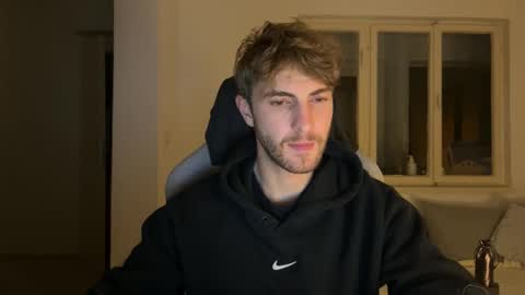 Snapshot of melodicass chatting on October 2025 09:00:02 PM Melodicass online show from October 2025 09:00:02 PM