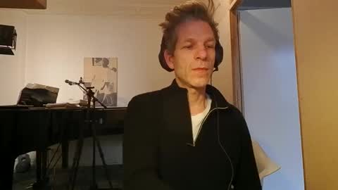 Andres online show from January 2025 08:57:02 AM