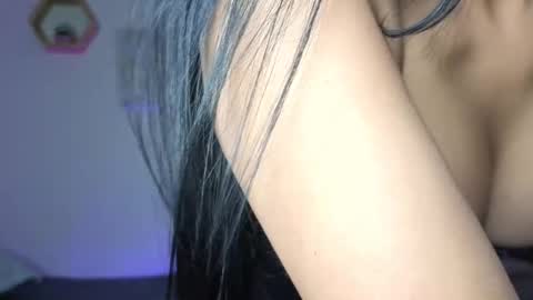 Snapshot of mencia_sharmaa chatting on October 2025 02:36:02 AM Menca of your love online show from October 2025 02:36:02 AM