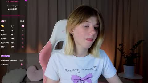 Bella online show from September 2025 02:28:01 PM