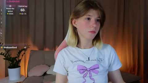 Bella online show from September 2025 01:24:01 PM