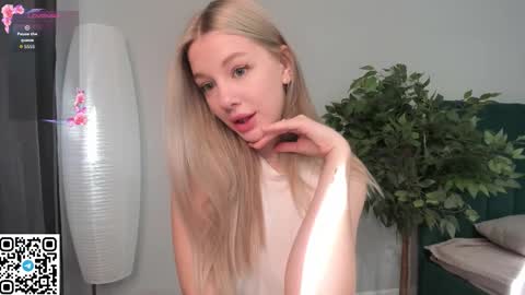 Monica online show from September 2025 08:05:01 AM
