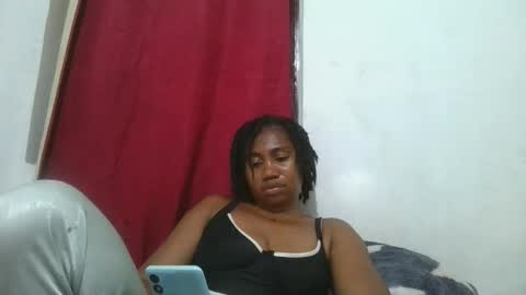 meraldaaaa online show from October 2025 08:43:01 PM