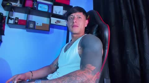 Snapshot of mercenaryxxx chatting on October 2025 10:44:01 PM Neith online show from October 2025 10:44:01 PM