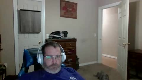 mercer1977 online show from November 2025 03:11:01 PM