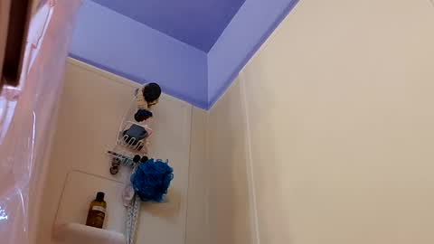 gurlnips online show from January 2025 05:59:02 PM