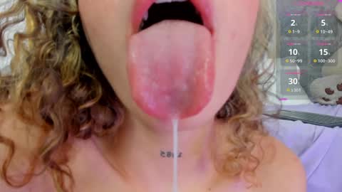 TANIA online show from December 2024 01:39:02 AM