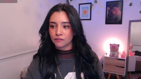 Snapshot of merilynwhithe_ chatting on October 2025 01:25:01 AM Merilyn online show from October 2025 01:25:01 AM