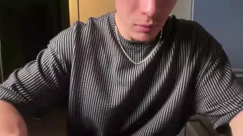 merlin07299 online show from October 2025 11:34:02 PM