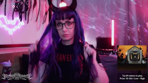 Snapshot of merrickmonroe chatting on October 2025 09:38:01 PM merrick monroe online show from October 2025 09:38:01 PM