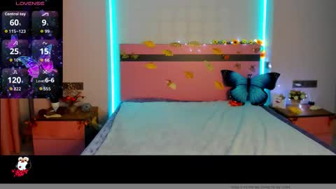 merymidnight online show from October 2025 06:00:01 AM