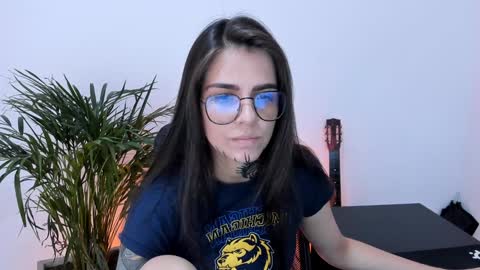 Snapshot of meurief chatting on December 2024 06:09:02 PM Meurif online show from December 2024 06:09:02 PM
