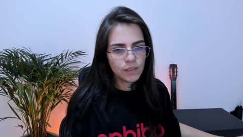 Snapshot of meurief chatting on January 2025 07:01:02 AM Meurif online show from January 2025 07:01:02 AM