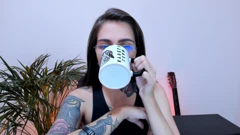 Snapshot of meurief chatting on January 2025 10:23:02 AM Meurif online show from January 2025 10:23:02 AM