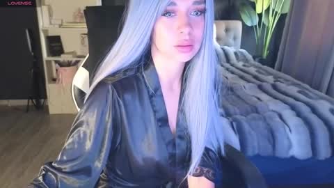 Snapshot of mezzalunaa chatting on October 2025 05:14:01 AM vollmond online show from October 2025 05:14:01 AM