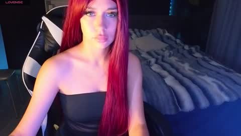 Snapshot of mezzalunaa chatting on November 2025 02:35:01 AM vollmond online show from November 2025 02:35:01 AM