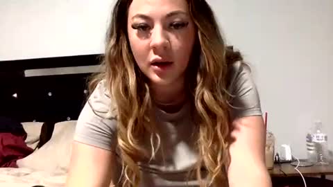 mferrera3125 online show from November 2025 03:45:02 PM