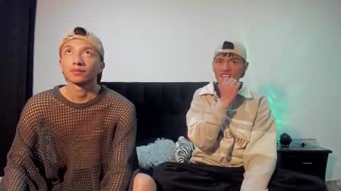 Snapshot of mhatias_ chatting on November 2025 04:57:01 AM MATHIAS online show from November 2025 04:57:01 AM