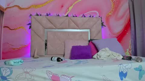 Snapshot of mia__blaze_ chatting on November 2025 03:05:01 AM mia__blaze_ online show from November 2025 03:05:01 AM