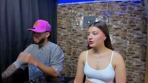 Snapshot of mia_and_vincentt chatting on March 2025 03:24:01 AM Mia and vincentt model indepent online show from March 2025 03:24:01 AM