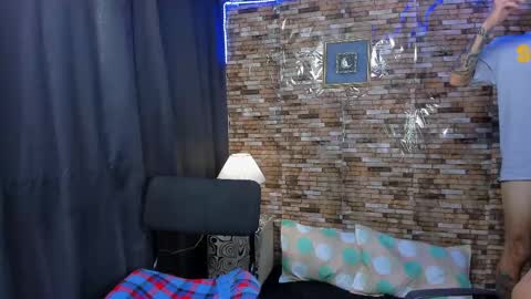 Snapshot of mia_and_vincentt chatting on March 2025 03:51:01 AM Mia and vincentt model indepent online show from March 2025 03:51:01 AM