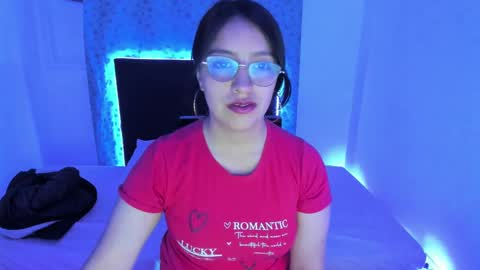 Mia  Angels online show from September 2025 12:29:01 PM