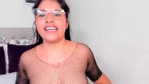 Snapshot of mia_cano_ chatting on October 2025 12:01:02 PM Mia Cano online show from October 2025 12:01:02 PM