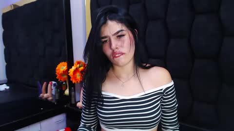 mia_charlothe online show from February 2025 05:22:02 PM