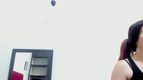 Snapshot of mia_collivens chatting on October 2025 11:40:01 AM mia online show from October 2025 11:40:01 AM