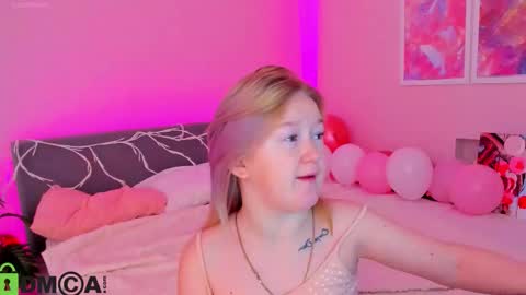 Snapshot of mia_ferd chatting on October 2025 02:32:01 AM Mia online show from October 2025 02:32:01 AM