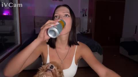 mia_floo online show from October 2025 02:39:02 PM